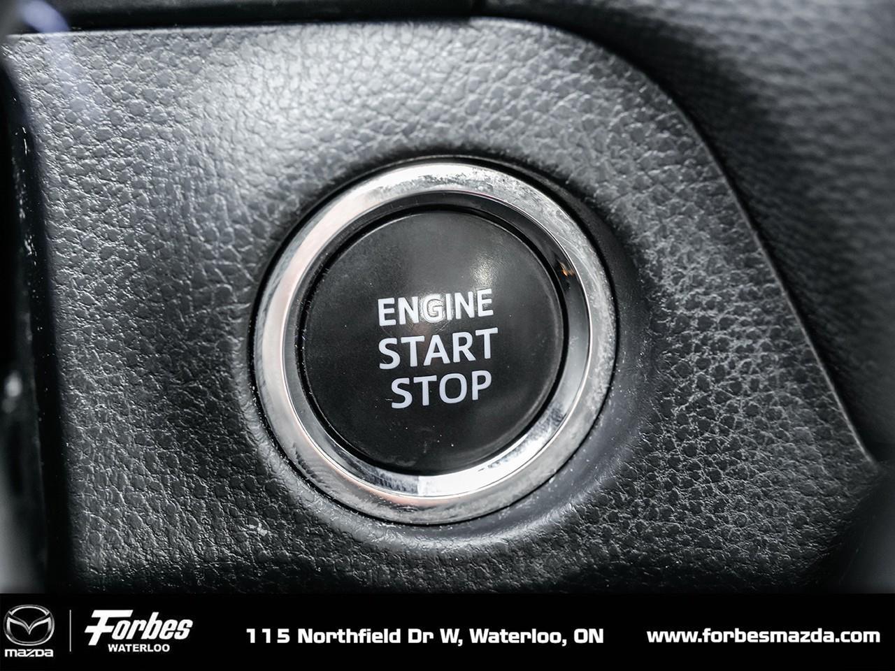 2022 Toyota RAV4 XLE 4dr All-wheel Drive Photo