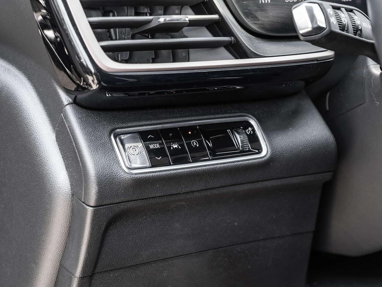 2024 Buick Envision AWD 4dr Sport Touring Photo