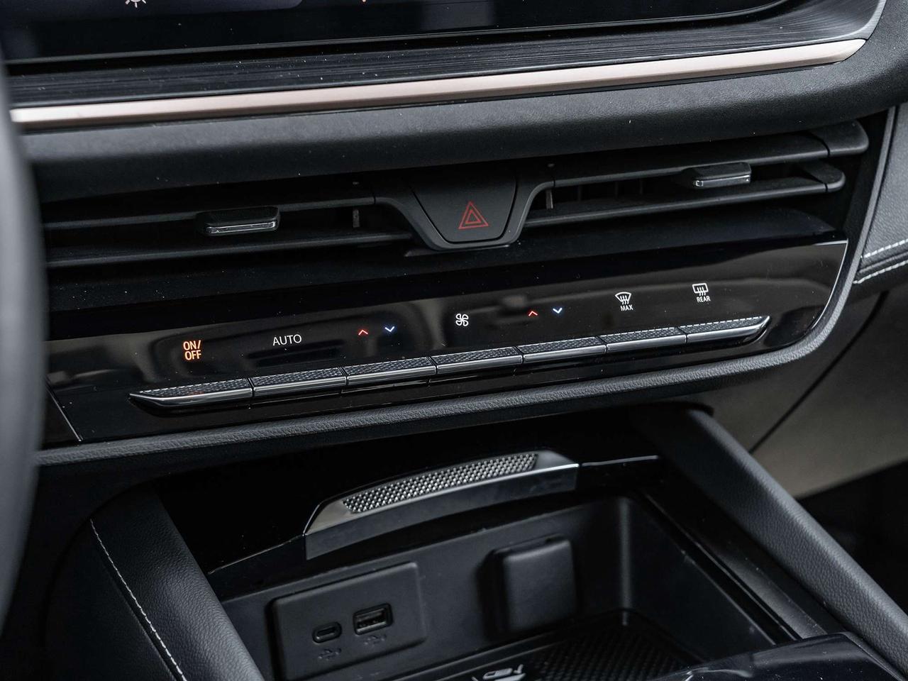2024 Buick Envision AWD 4dr Sport Touring Photo