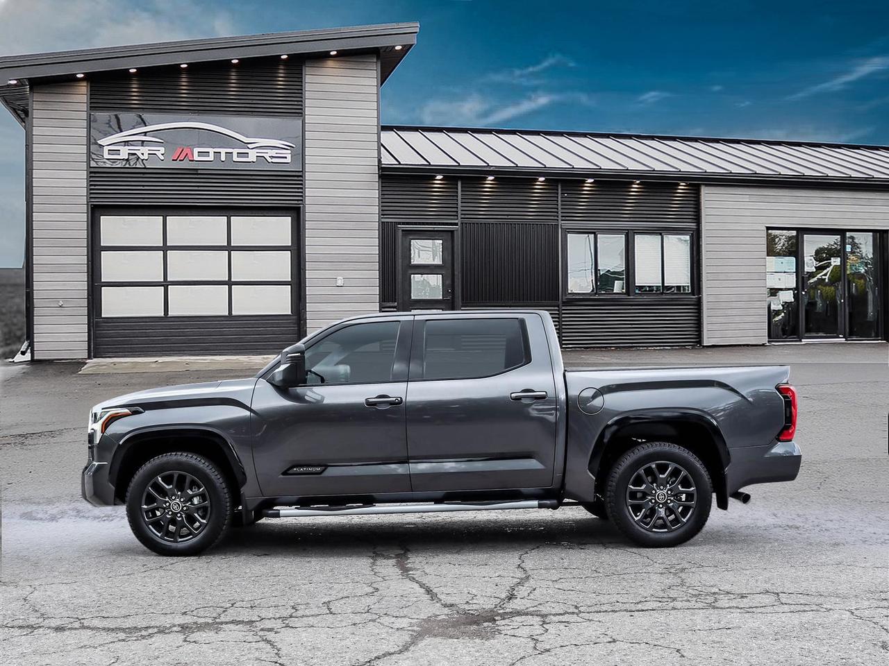 2022 Toyota Tundra Hybrid Platinum Hybrid Photo