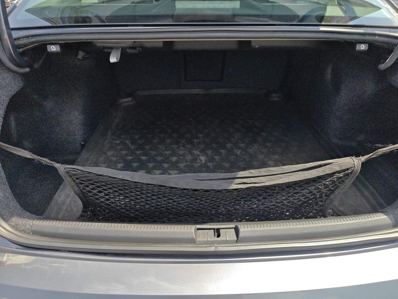 2017 Volkswagen Passat 1.8 TSI Highline 4dr Sedan Photo