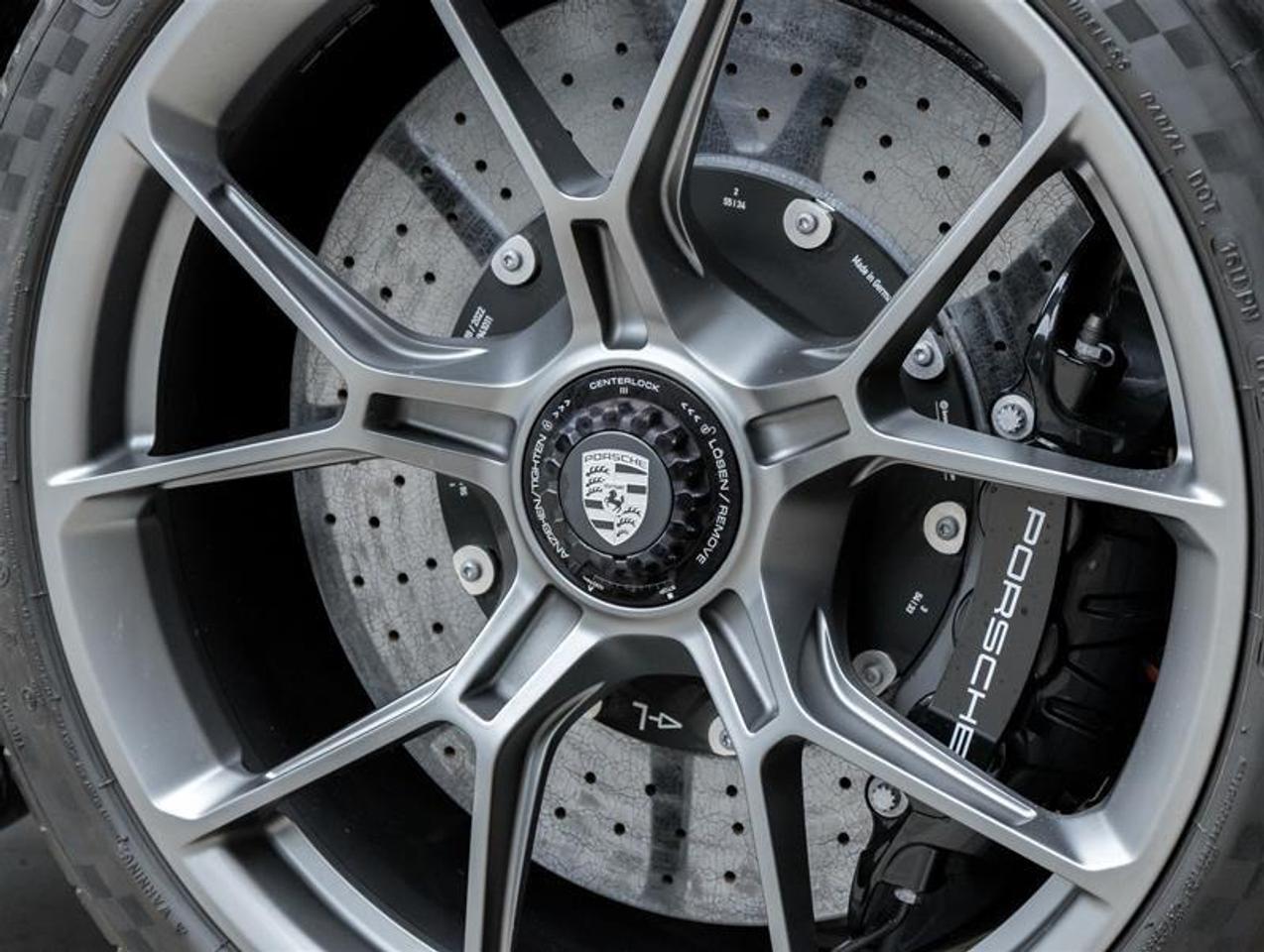 2022 Porsche 911  Photo
