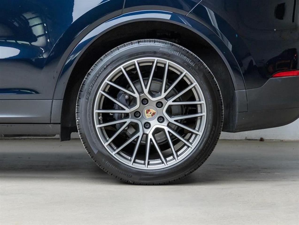 2023 Porsche Cayenne  Photo