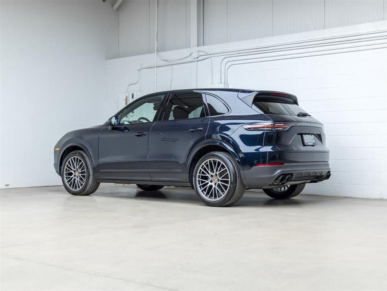 2023 Porsche Cayenne  Photo
