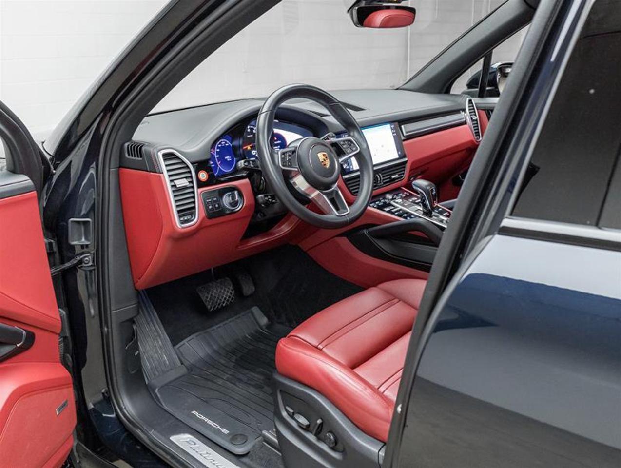 2023 Porsche Cayenne  Photo