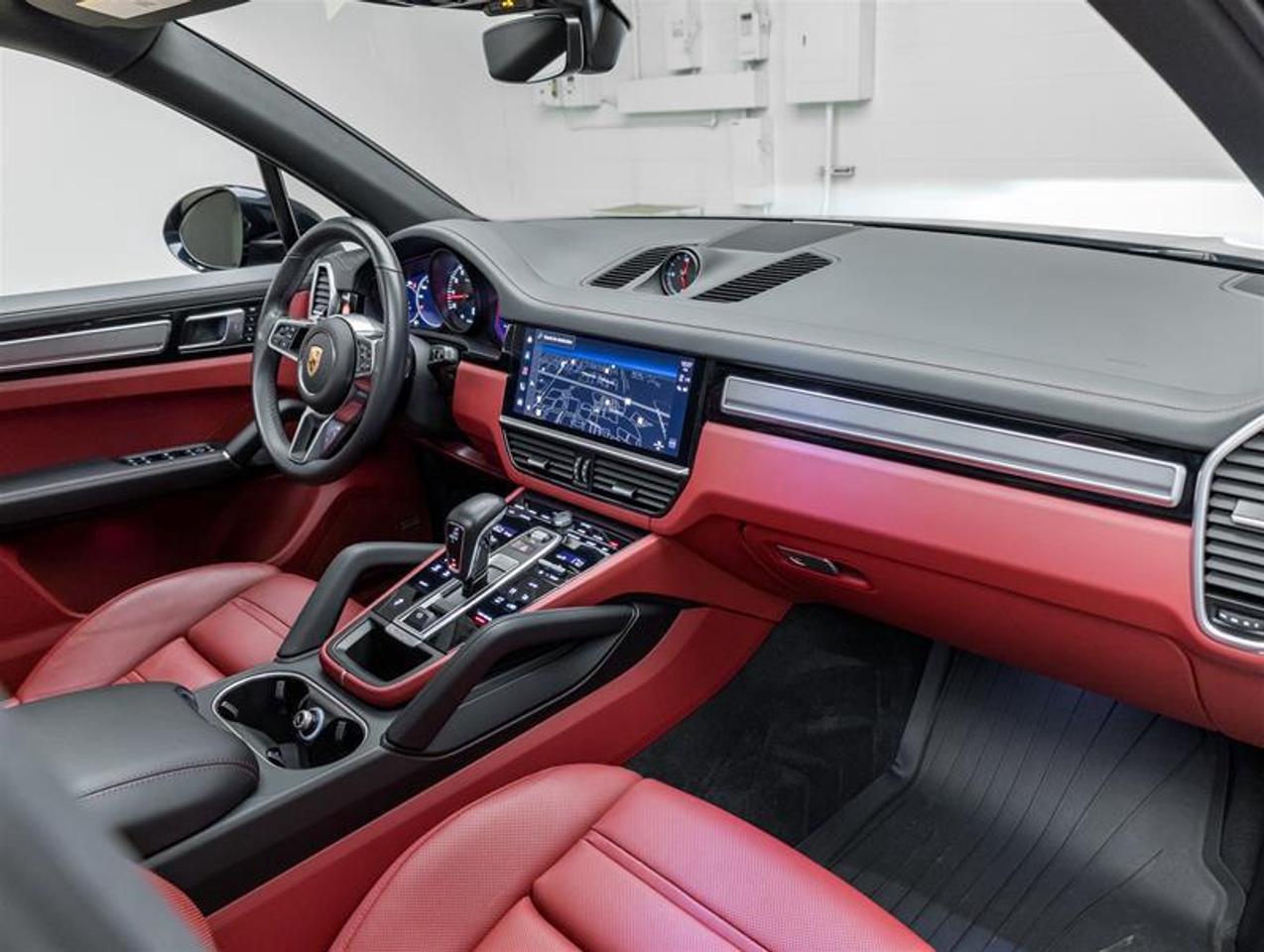 2023 Porsche Cayenne  Photo