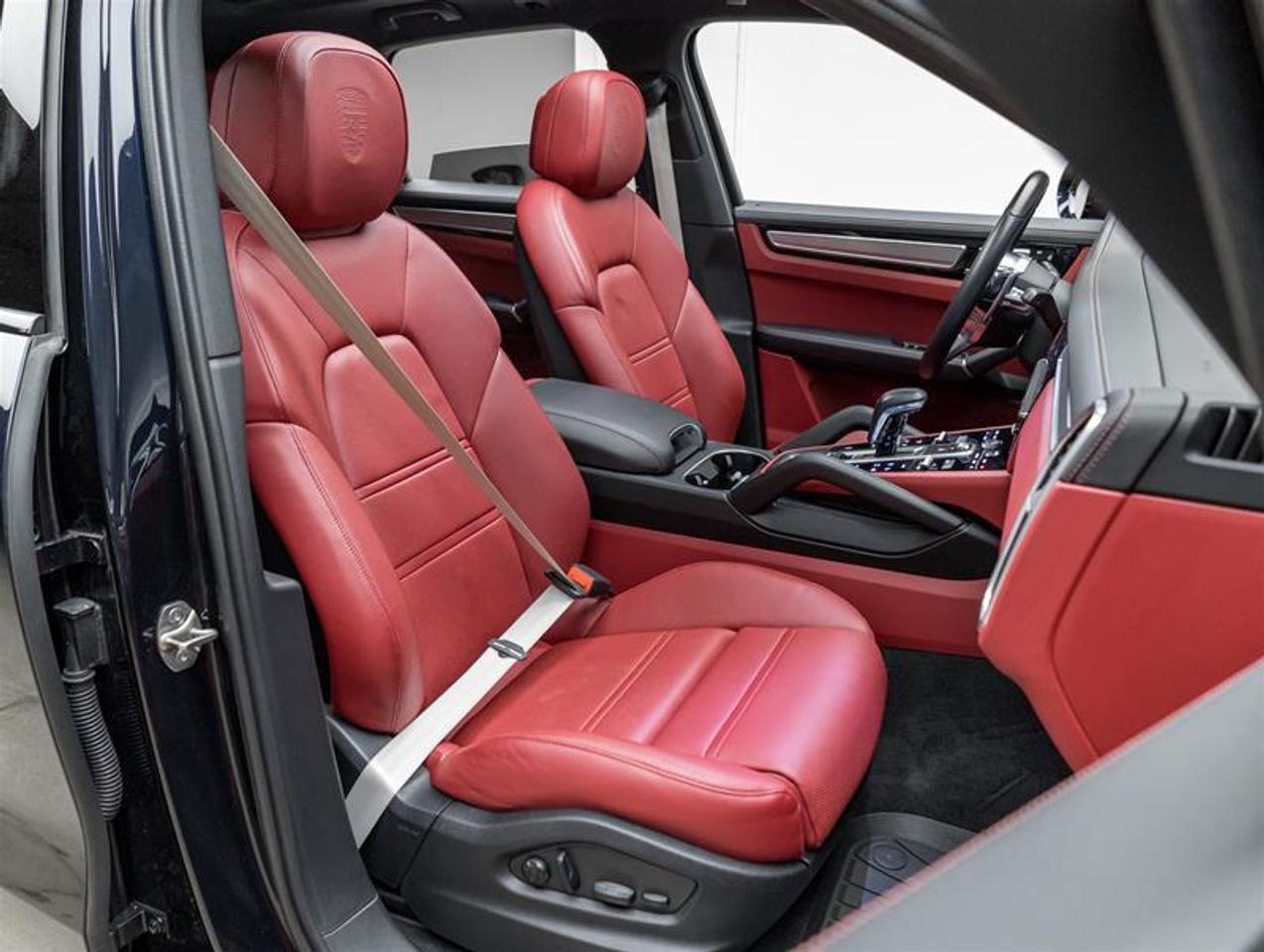 2023 Porsche Cayenne  Photo