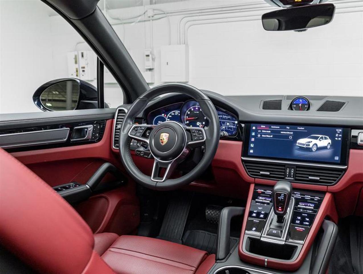 2023 Porsche Cayenne  Photo