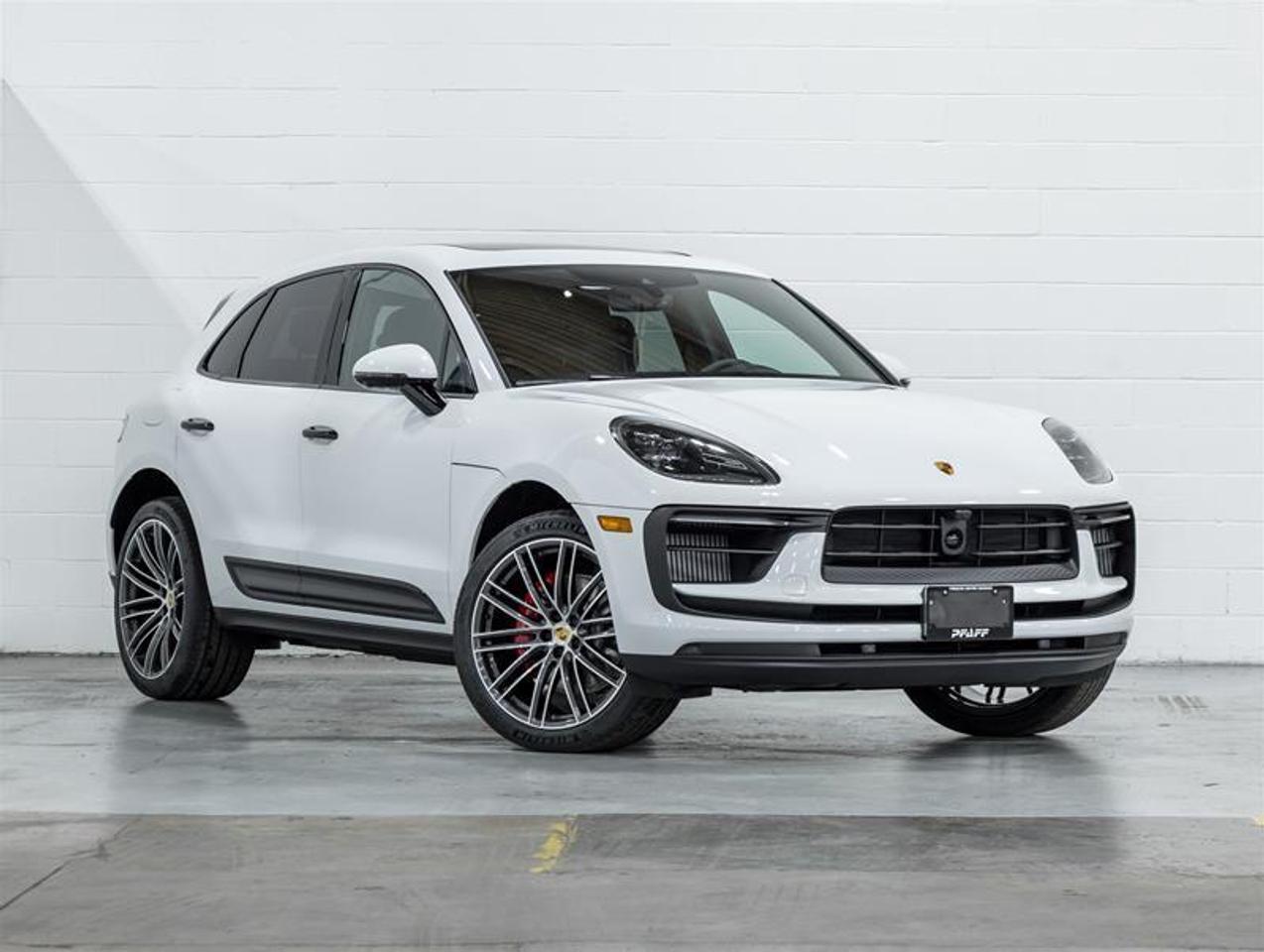2026 Porsche Macan  Photo