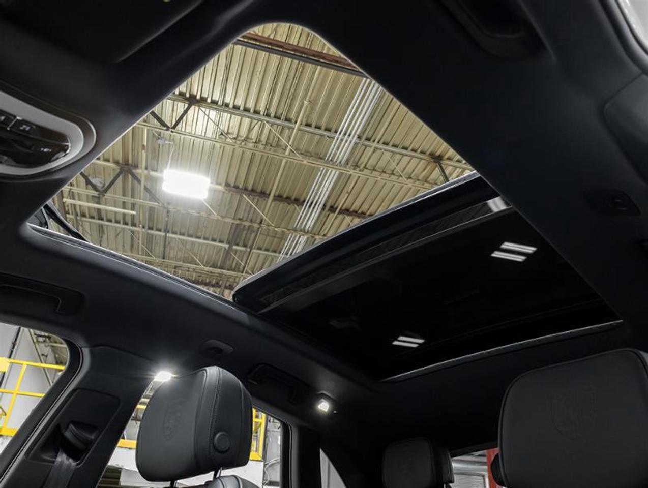 2026 Porsche Macan  Photo