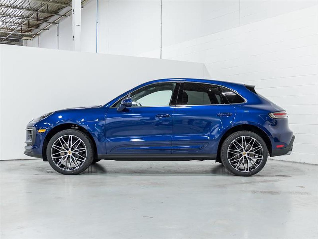 2026 Porsche Macan  Photo