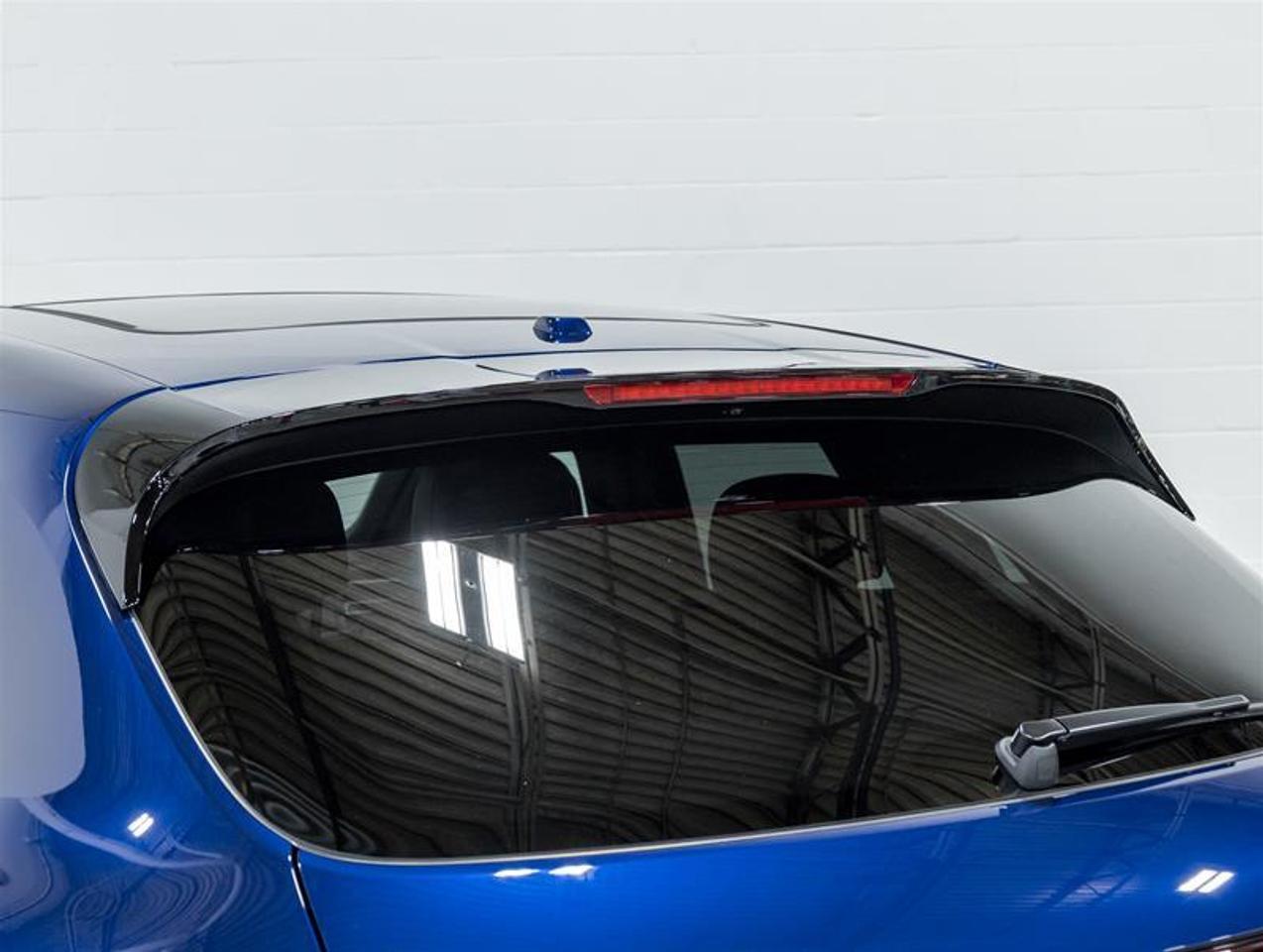 2026 Porsche Macan  Photo