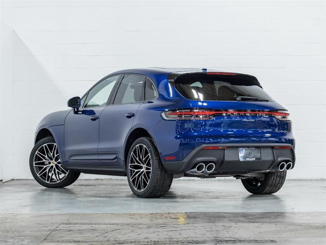 2026 Porsche Macan  Photo