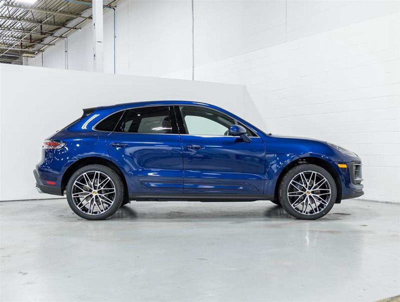 2026 Porsche Macan  Photo