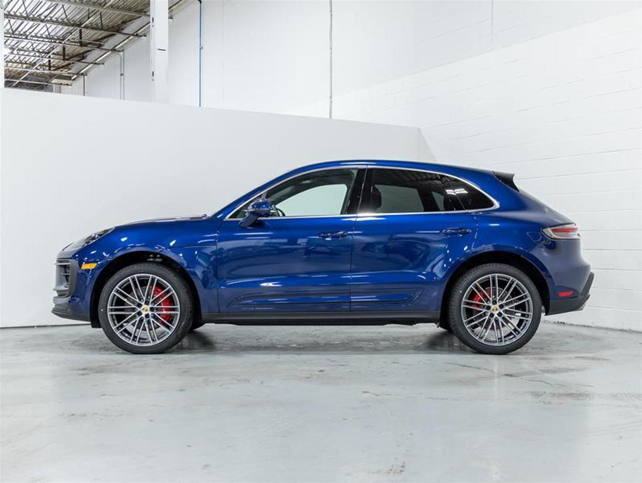 2026 Porsche Macan  Photo