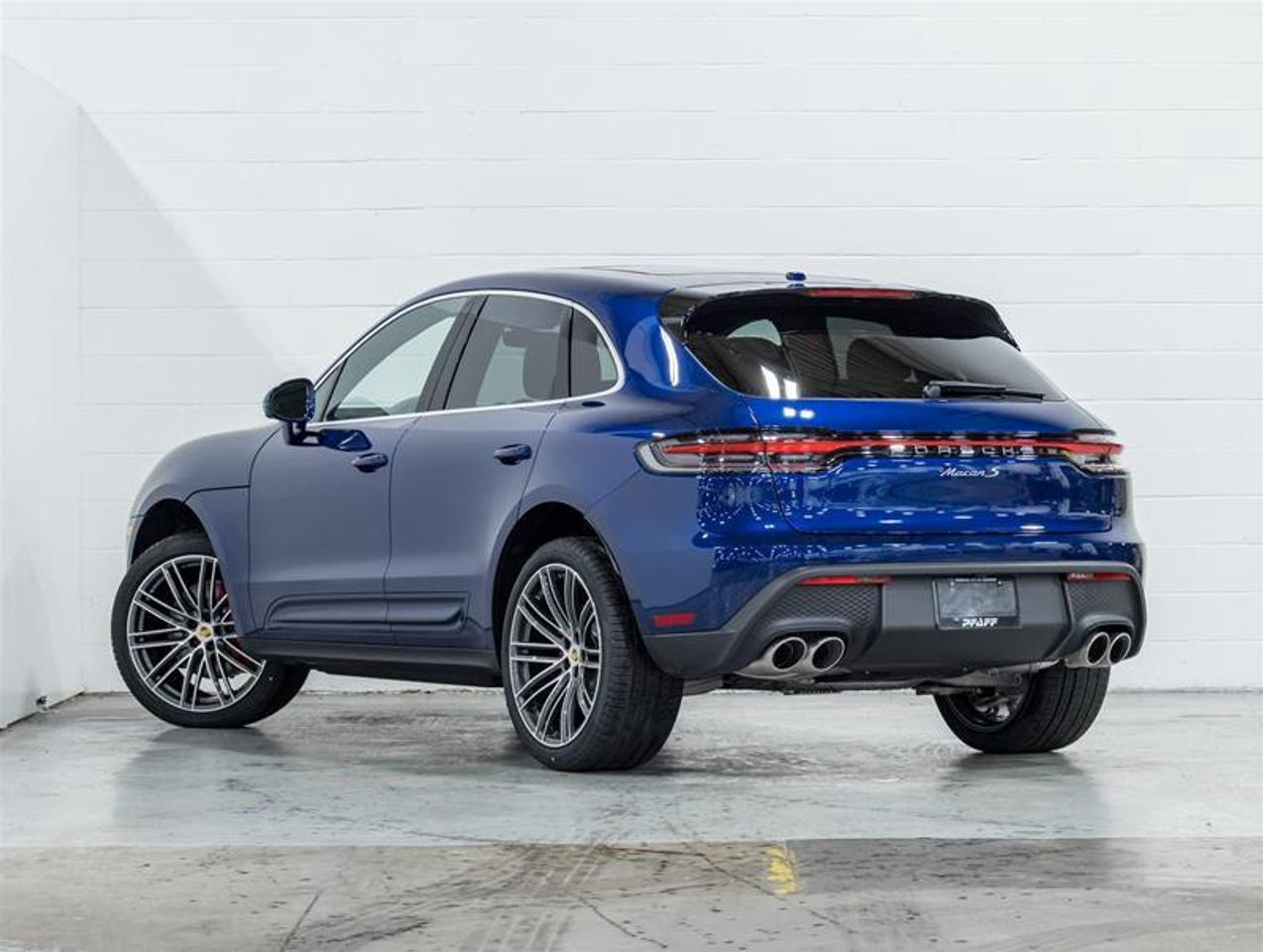 2026 Porsche Macan  Photo