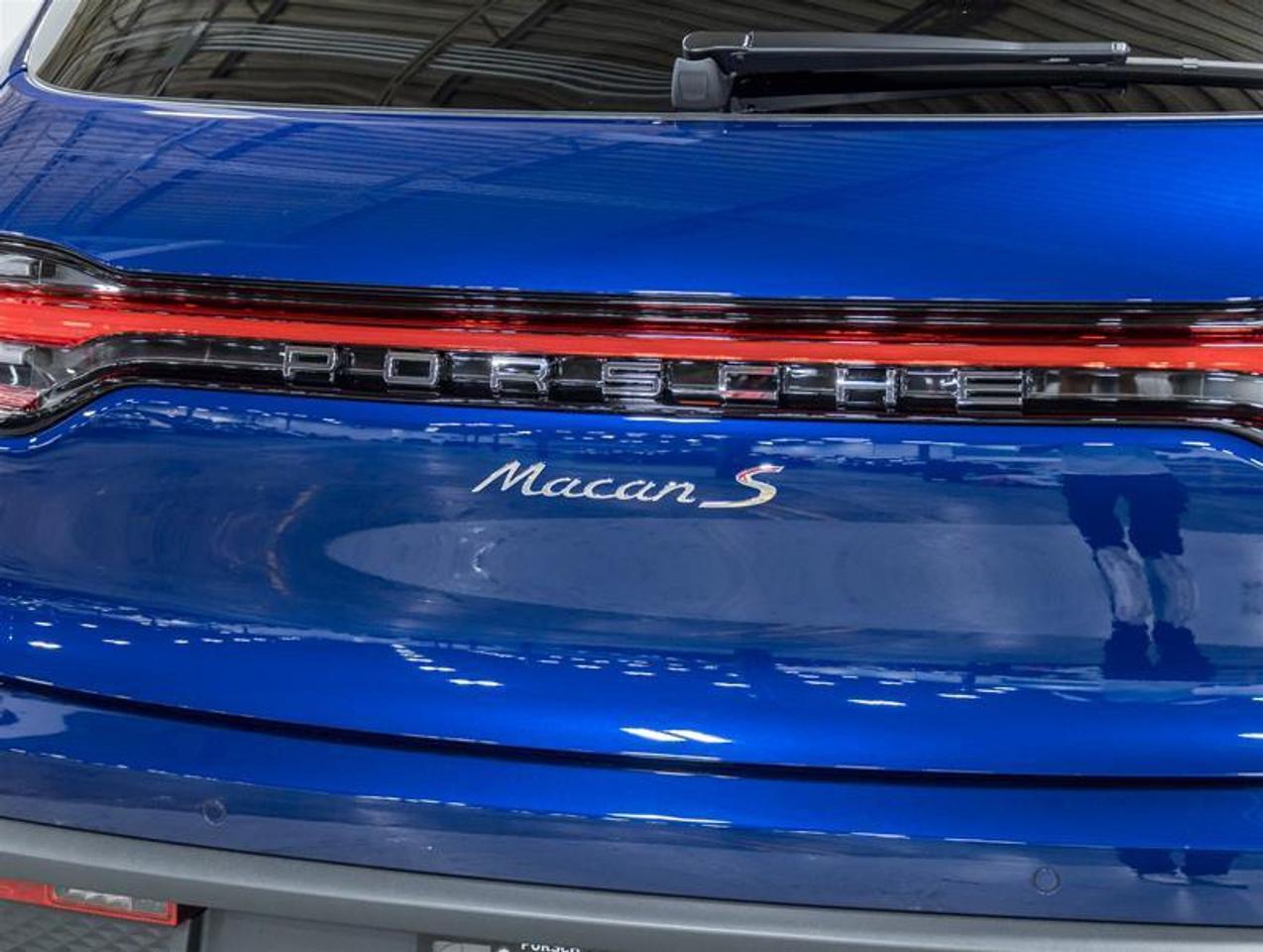 2026 Porsche Macan  Photo