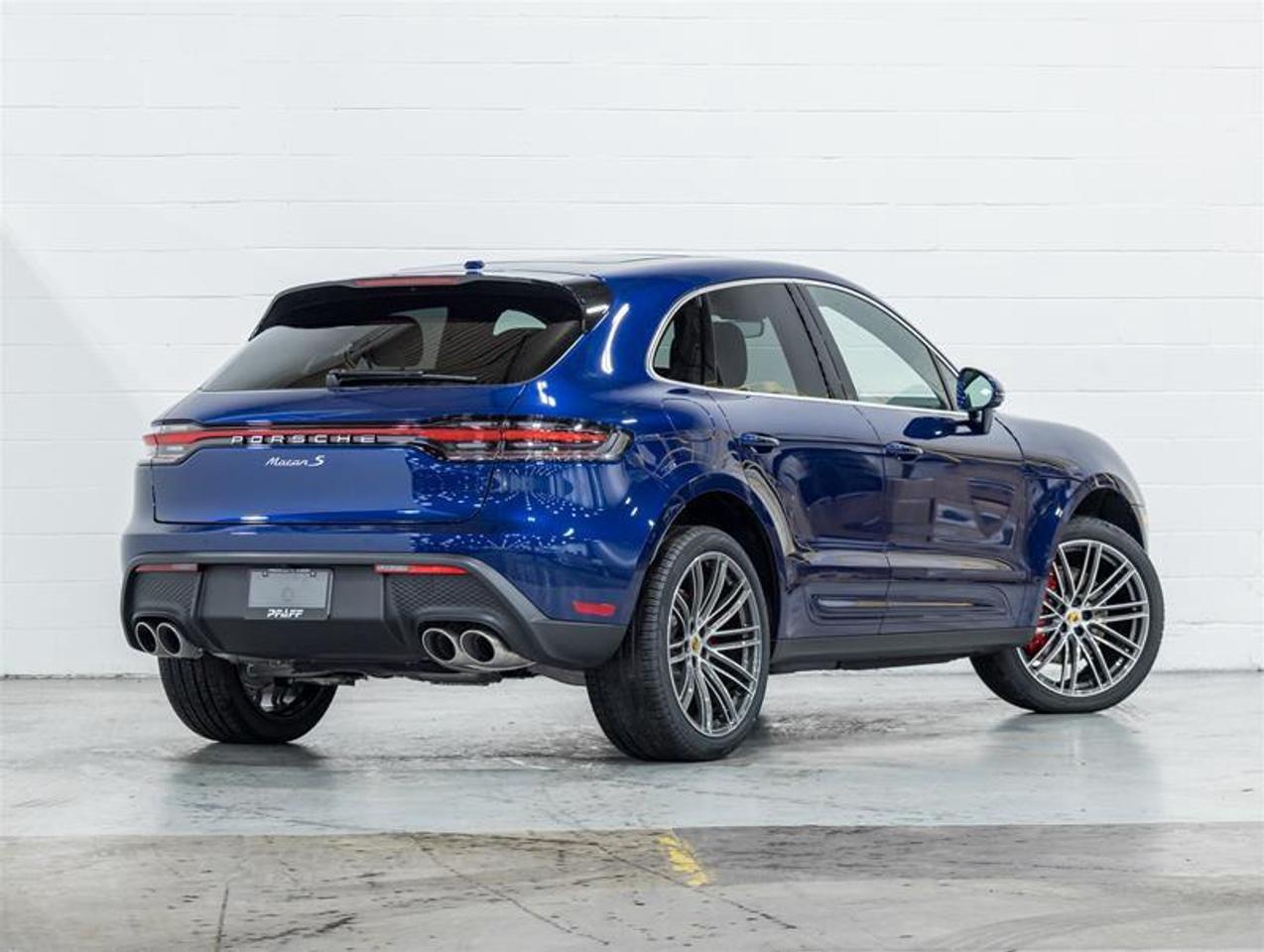 2026 Porsche Macan  Photo