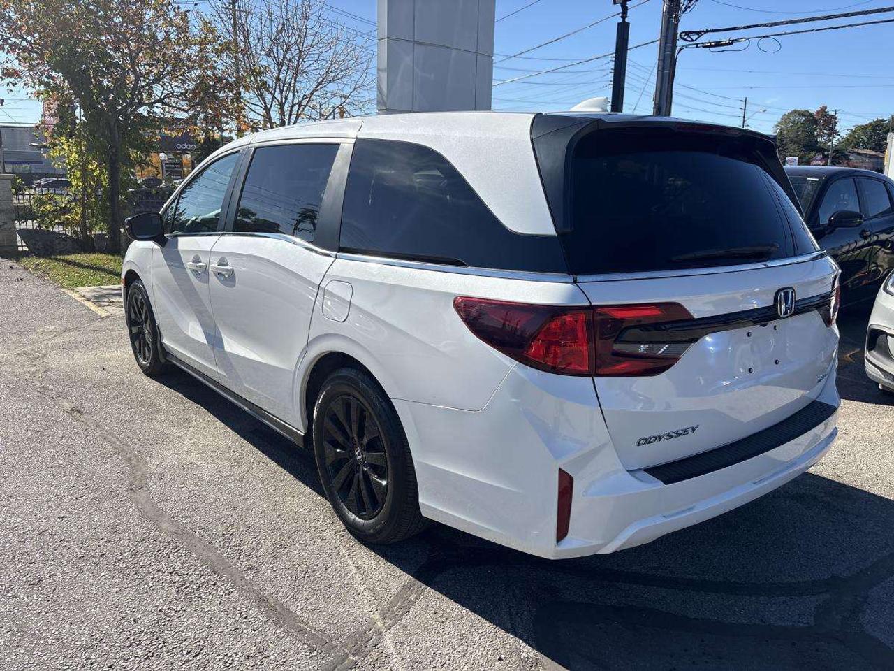 2025 Honda Odyssey Sport Honda Certified With 7YRS/160K Warranty Photo3