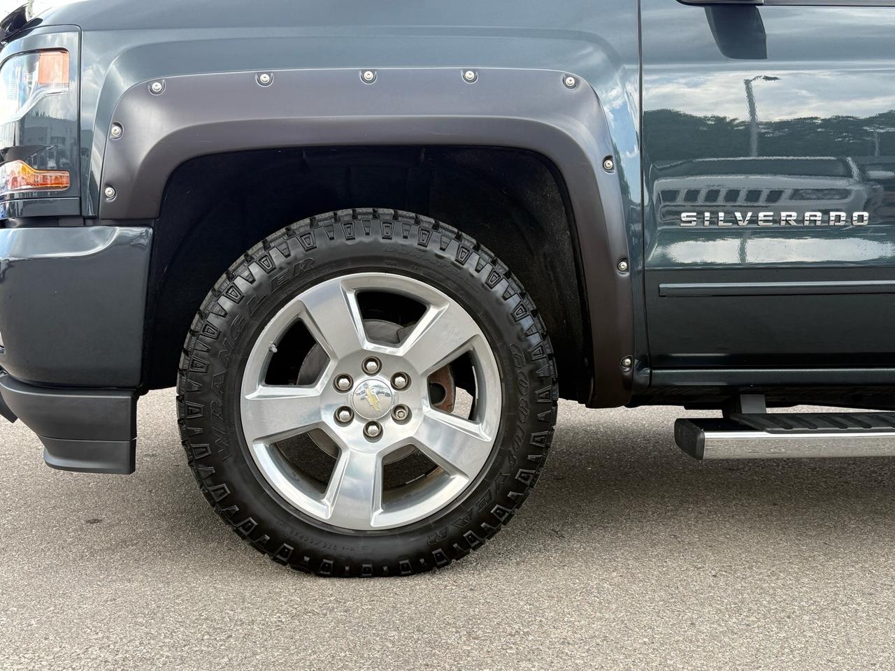 2018 Chevrolet Silverado 1500 4WD LT w/2LT Z71 Off-Road 5.3L V8 Full Service At Photo