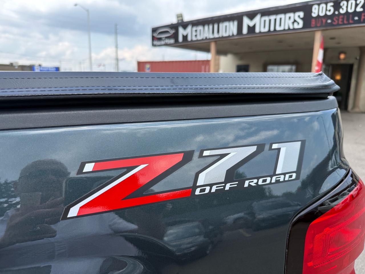 2018 Chevrolet Silverado 1500 4WD LT w/2LT Z71 Off-Road 5.3L V8 Full Service At Photo