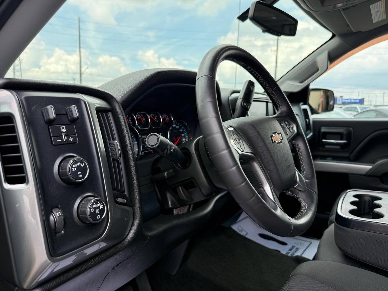 2018 Chevrolet Silverado 1500 4WD LT w/2LT Z71 Off-Road 5.3L V8 Full Service At Photo