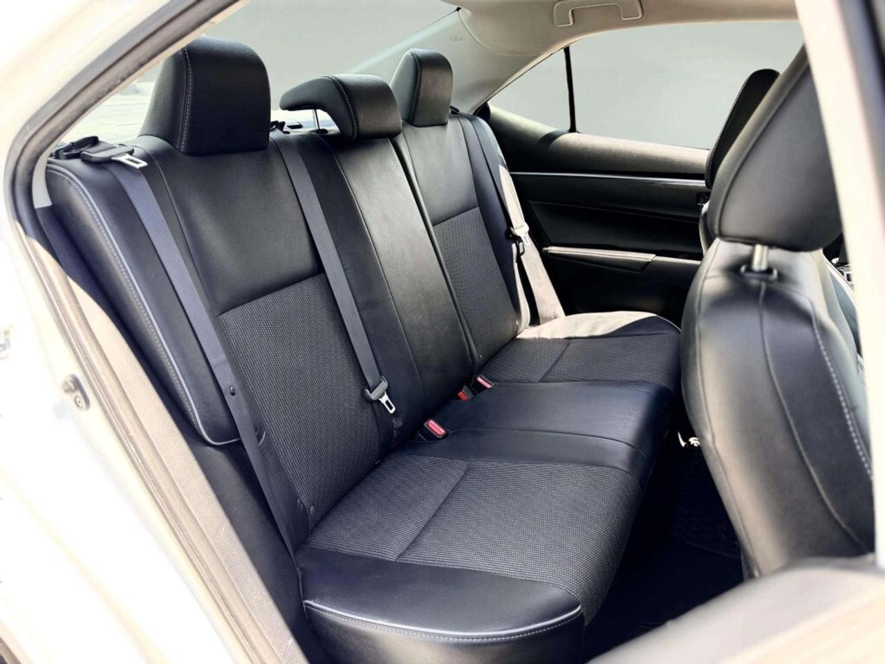 2014 Toyota Corolla Manual S Photo