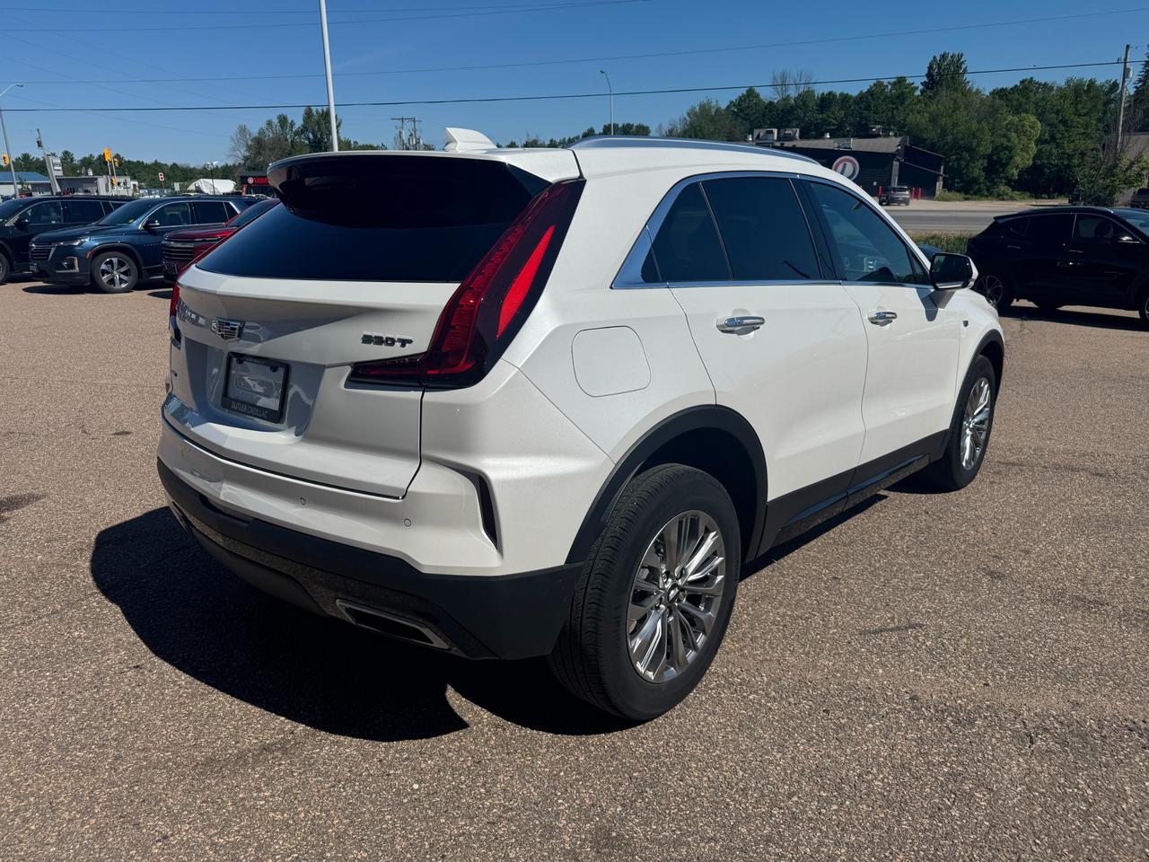 2024 Cadillac XT4 Premium Luxury 4dr All-Wheel Drive Photo