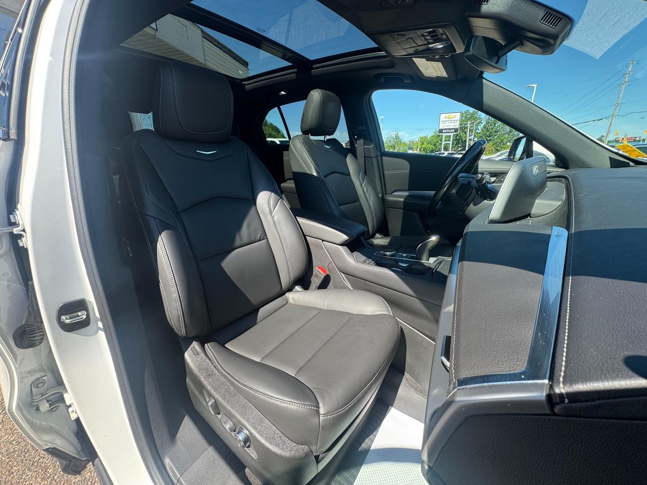 2024 Cadillac XT4 Premium Luxury 4dr All-Wheel Drive Photo