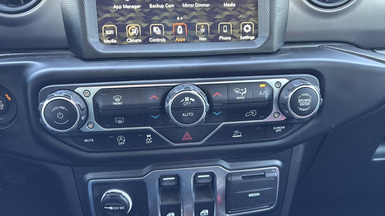 2023 Jeep Wrangler SPORTS Photo