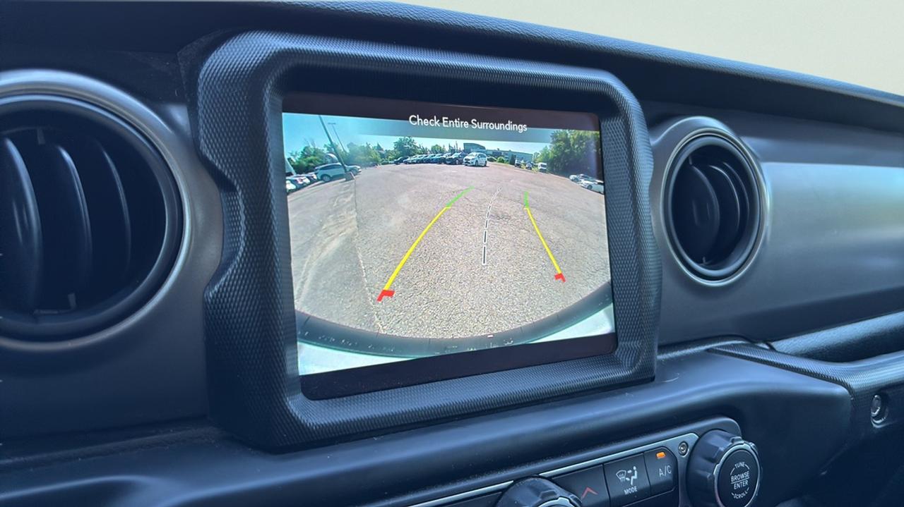 2023 Jeep Wrangler SPORTS Photo