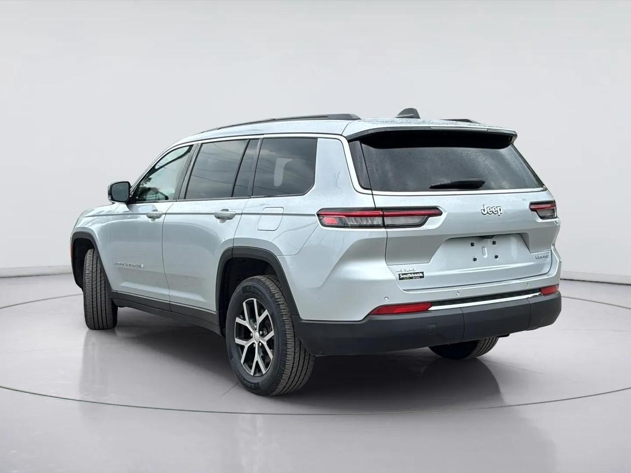 2024 Jeep Grand Cherokee L LIMITED L 7 PASSENGER Photo