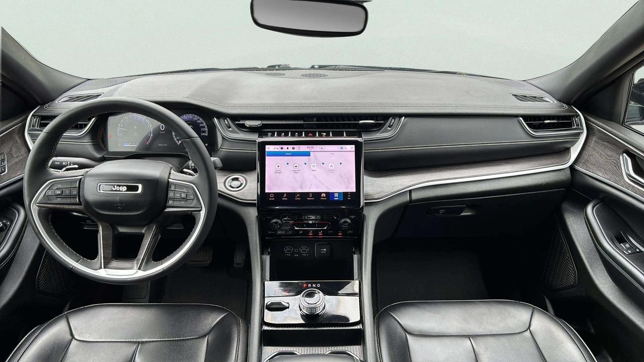 2024 Jeep Grand Cherokee L LIMITED L 7 PASSENGER Photo