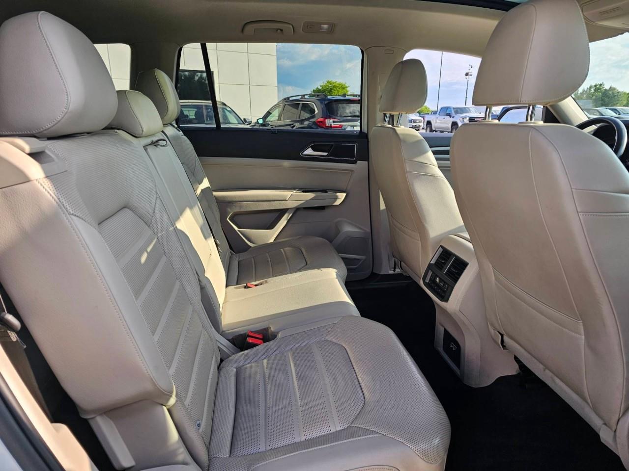 2018 Volkswagen Atlas 3.6 FSI Highline 4dr All-Wheel Drive 4MOTION Photo