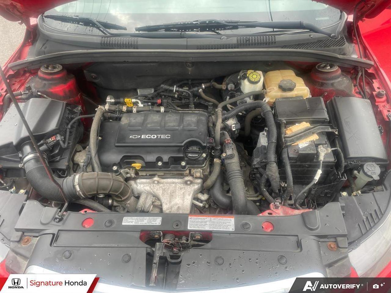 2014 Chevrolet Cruze 2LT Photo