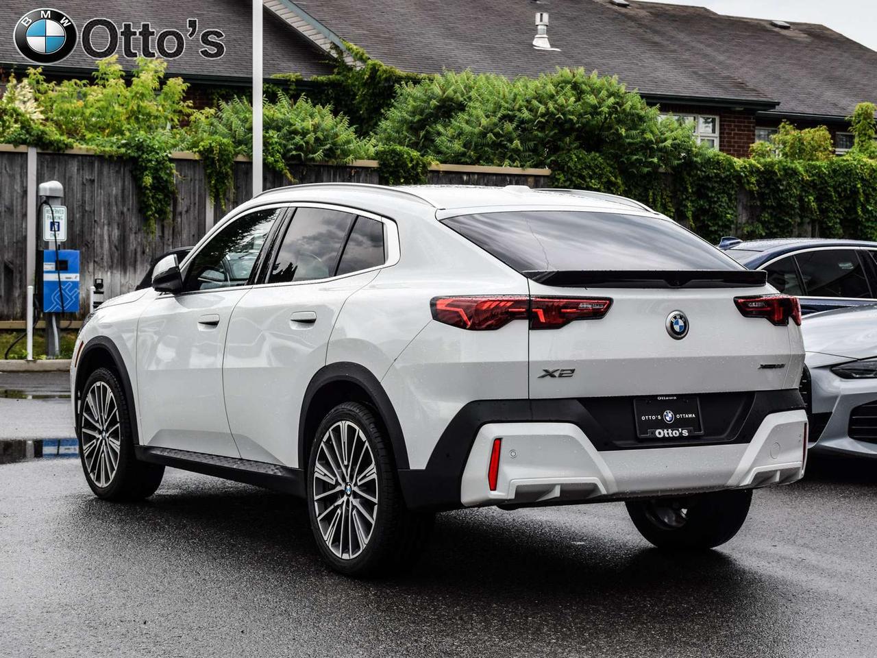 2026 BMW X2 xDrive28i Premium Essential Package Photo