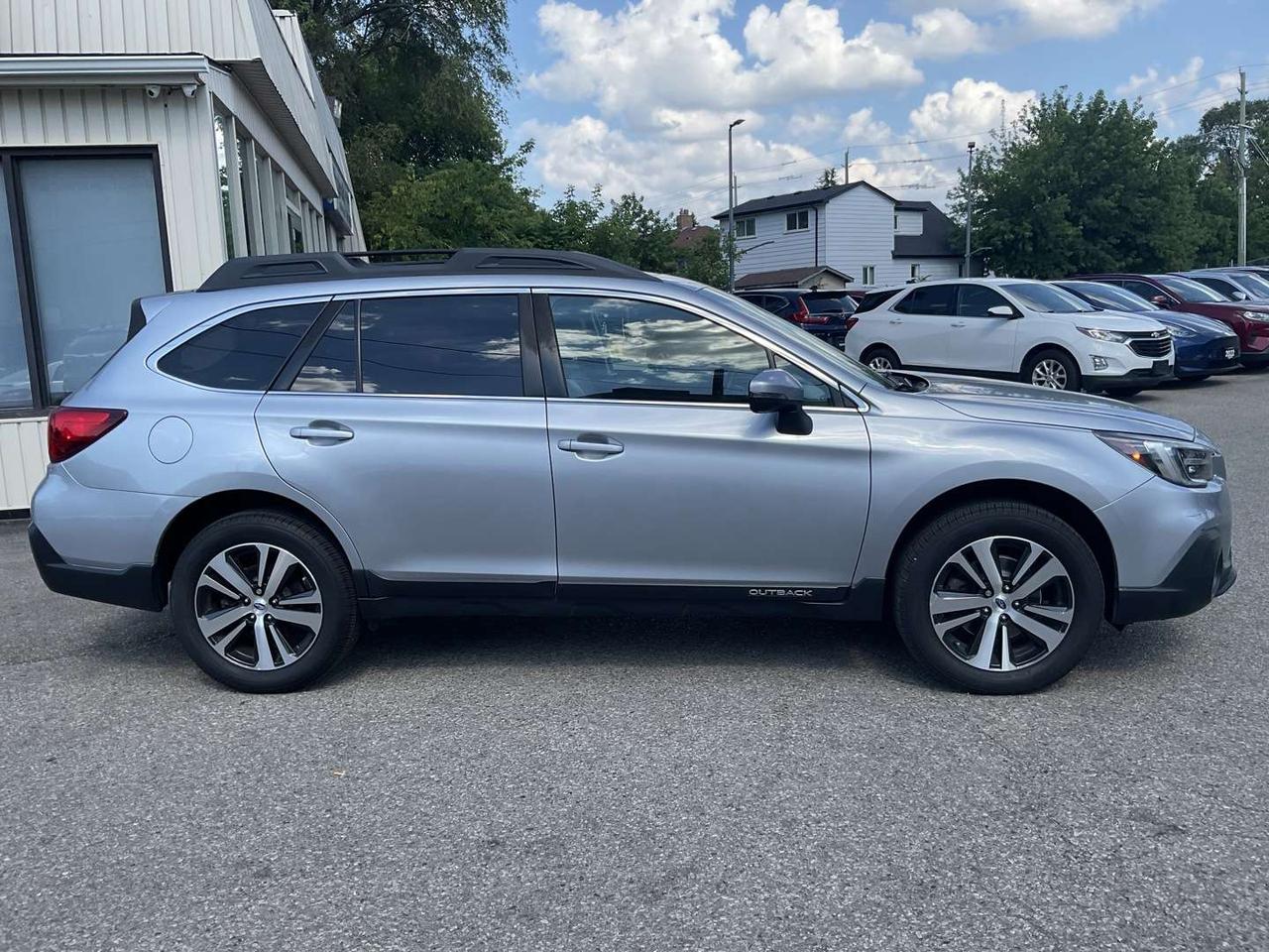 2018 Subaru Outback 2.5i Limited W/ Eye Sight Pkg - LTHR! NAV! BACK-UP CAM! BSM! SUNROOF! Photo