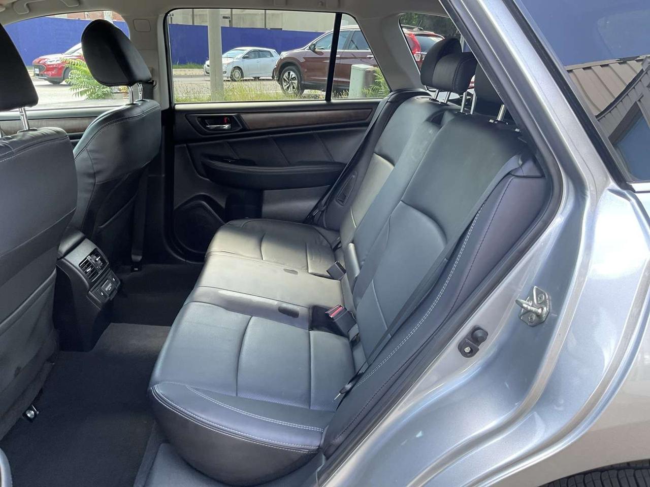 2018 Subaru Outback 2.5i Limited W/ Eye Sight Pkg - LTHR! NAV! BACK-UP CAM! BSM! SUNROOF! Photo