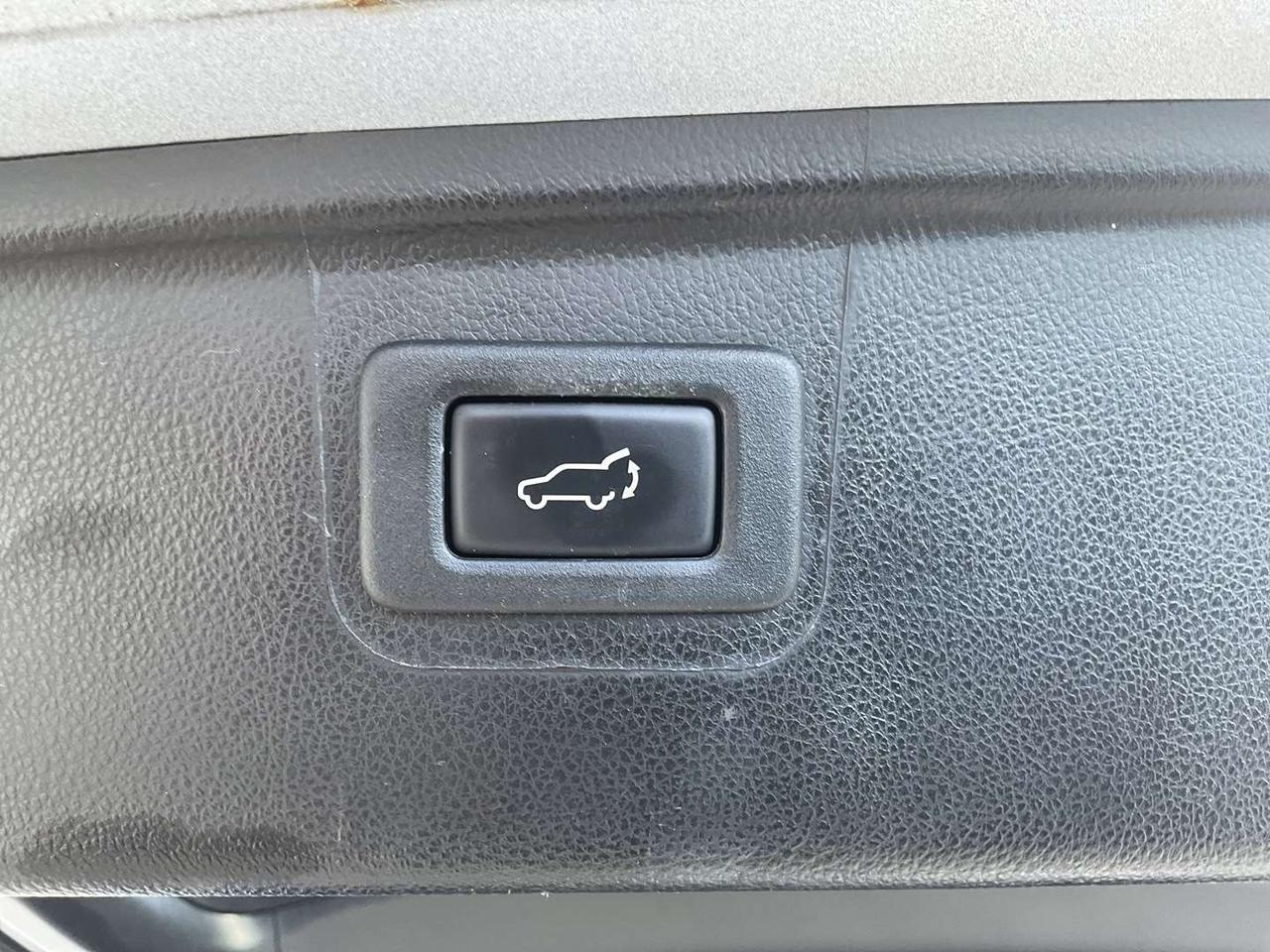 2018 Subaru Outback 2.5i Limited W/ Eye Sight Pkg - LTHR! NAV! BACK-UP CAM! BSM! SUNROOF! Photo