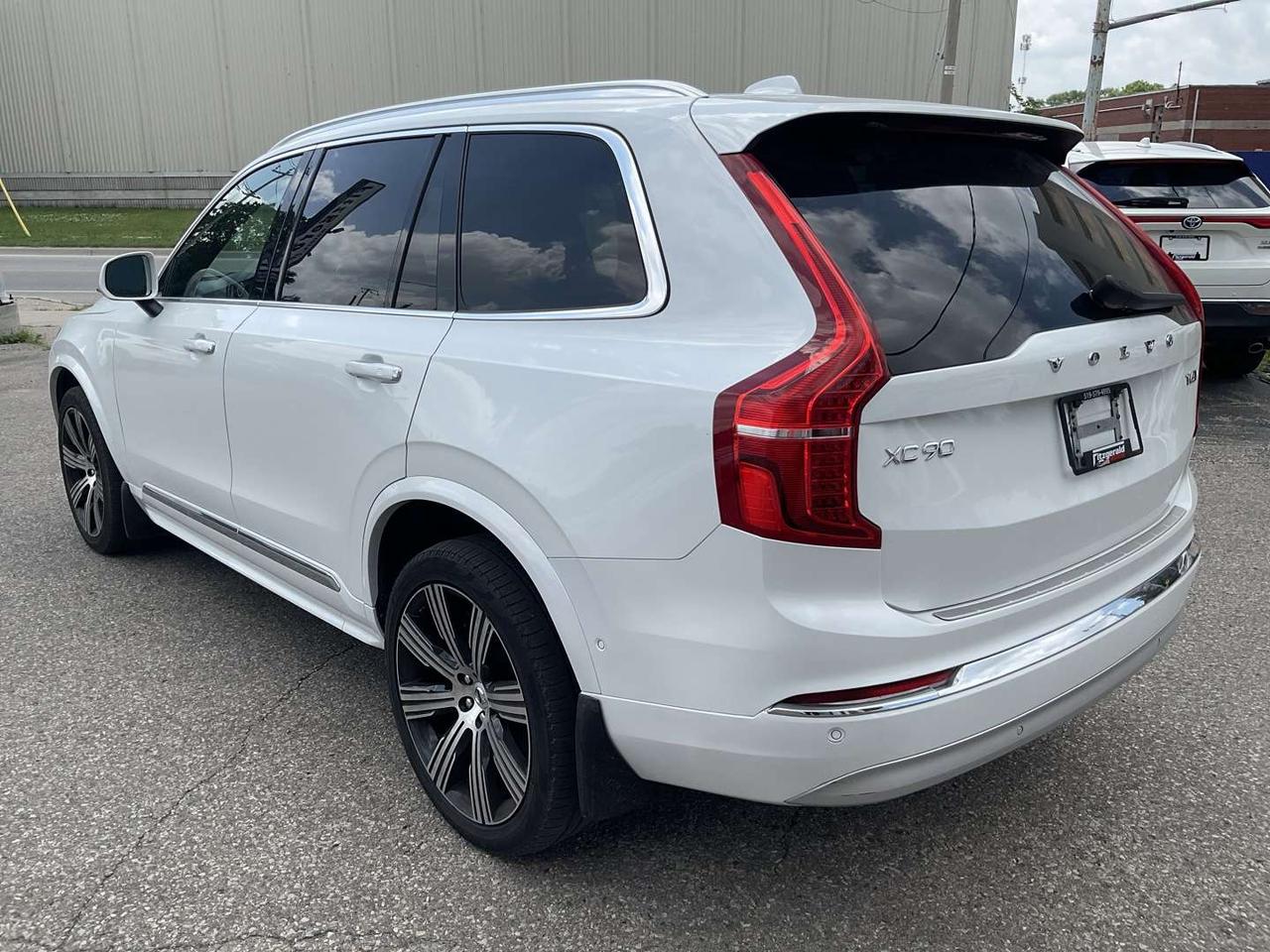 2022 Volvo XC90 T6 Inscription AWD - BOWERS & WILKINS! HUD! 360 CAM! NAPPA LTHR! AIR SUSPENSION! Photo4
