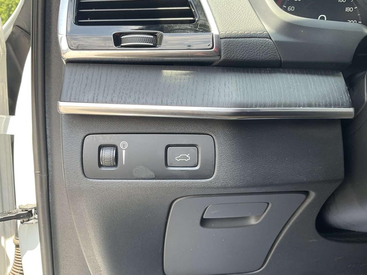 2022 Volvo XC90 T6 Inscription AWD - BOWERS & WILKINS! HUD! 360 CAM! NAPPA LTHR! AIR SUSPENSION! Photo
