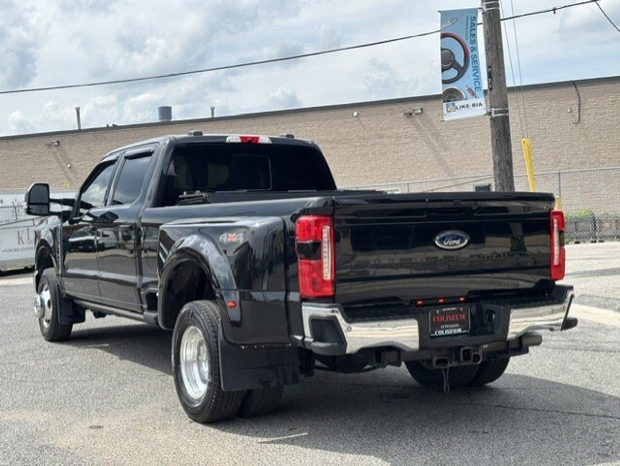 2024 Ford F-350 LARIAT 4WD **6.7L DIESEL-DUALLY-5TH WHEEL-CAMERA** Photo