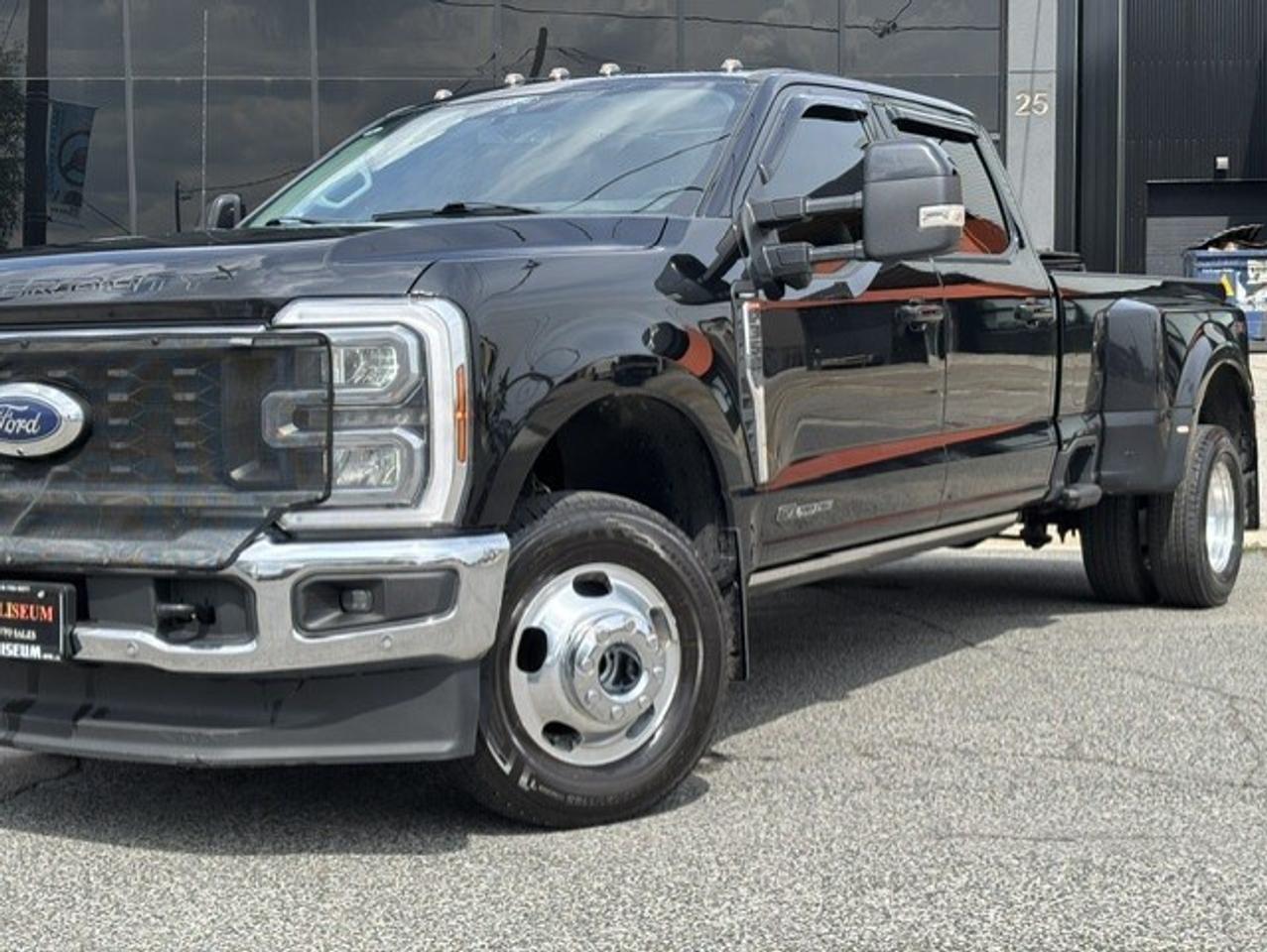2024 Ford F-350 LARIAT 4WD **6.7L DIESEL-DUALLY-5TH WHEEL-CAMERA** Photo
