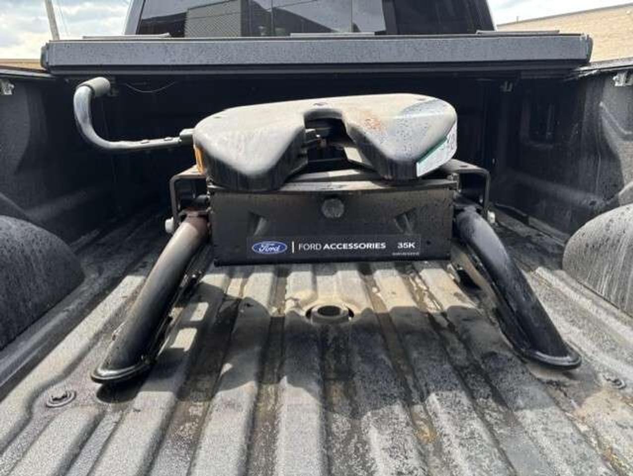 2024 Ford F-350 LARIAT 4WD **6.7L DIESEL-DUALLY-5TH WHEEL-CAMERA** Photo