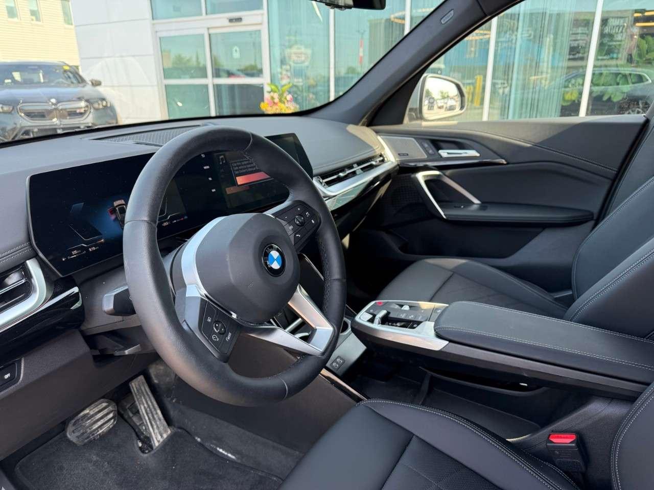 2026 BMW X1 XDRIVE28I   ONE OWNER   PREMIUM ESSENTIAL PACKAGE   PREMIUM AUDIO Photo