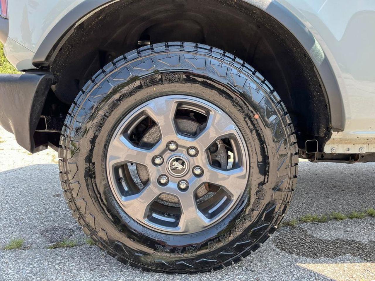 2022 Ford Bronco Big Bend | Clean CarFax | New Nexan Tires | Navigation | Blind-Spot | Lane Keep Assist | CarPlay Photo