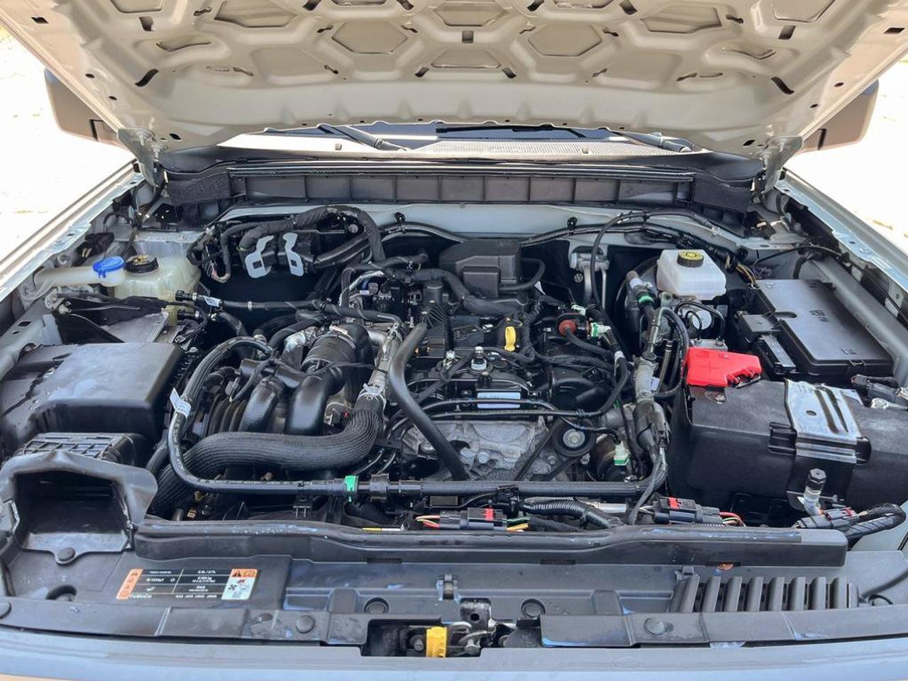 2022 Ford Bronco Big Bend | Clean CarFax | New Nexan Tires | Navigation | Blind-Spot | Lane Keep Assist | CarPlay Photo