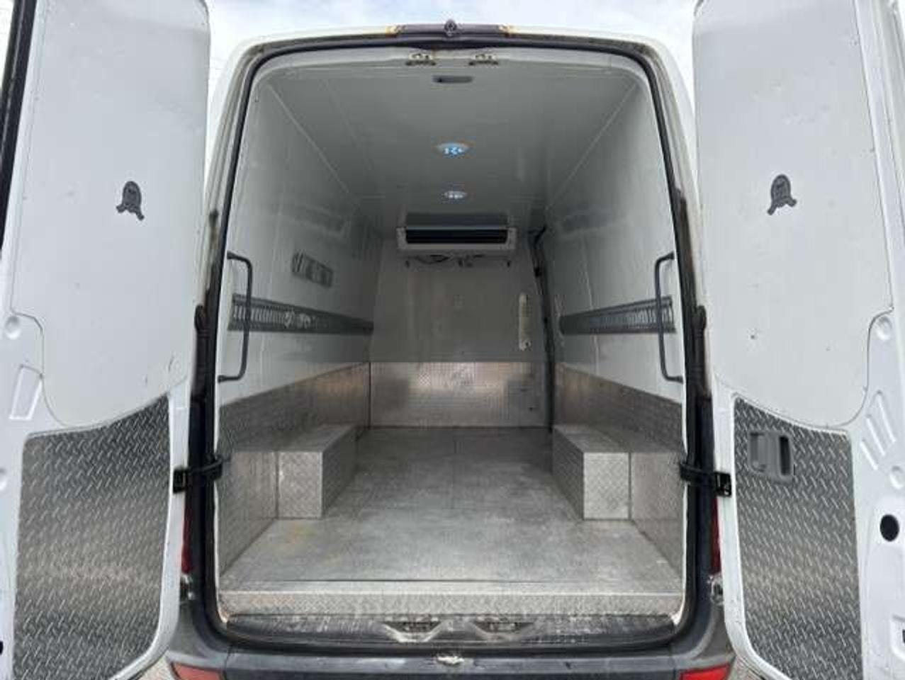 2012 Mercedes-Benz Sprinter 2500 170 EXTENDED **KINGTEC REEFER FREEZER-3 PASS* Photo4