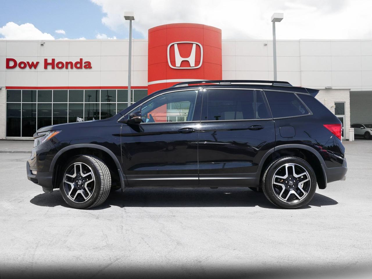 2022 Honda Passport Touring 4dr All-Wheel Drive Photo