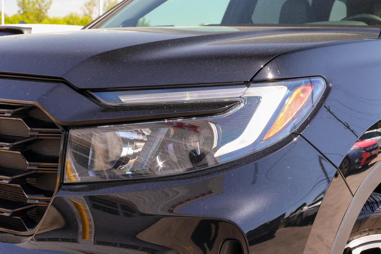 2022 Honda Passport Touring 4dr All-Wheel Drive Photo